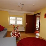 Haus Brandenburg An Der Mosel 첼 안 데어 모젤