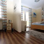 Haus Brandenburg An Der Mosel 아파트