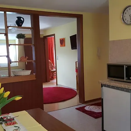 Apartment Haus Brandenburg An Der Mosel