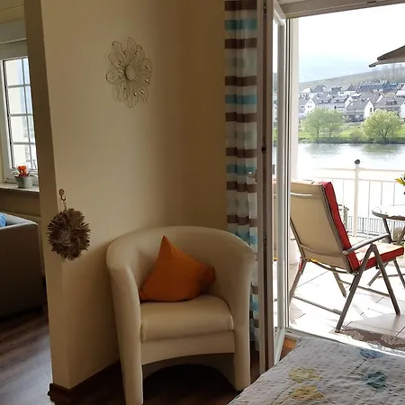 Haus Brandenburg An Der Mosel *