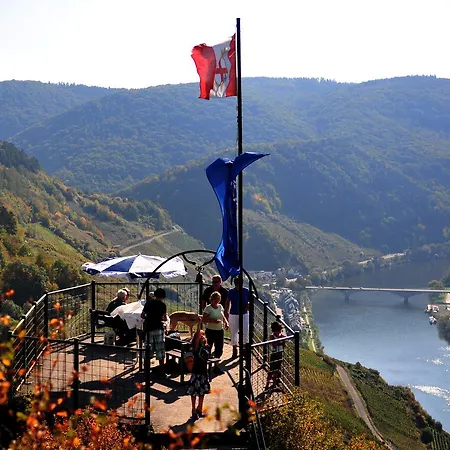 Haus Brandenburg An Der Mosel Apartamento