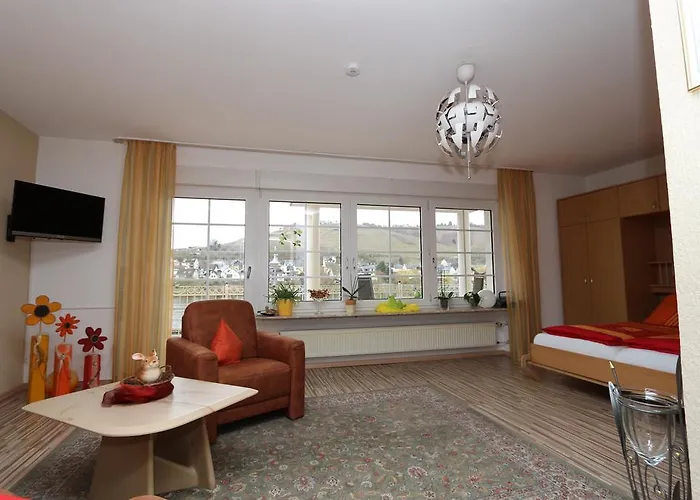 Haus Brandenburg An Der Mosel * Zell an der Mosel